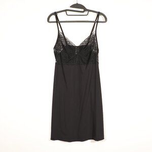 NWOT B'Tempt'd Slip in Black Size XL